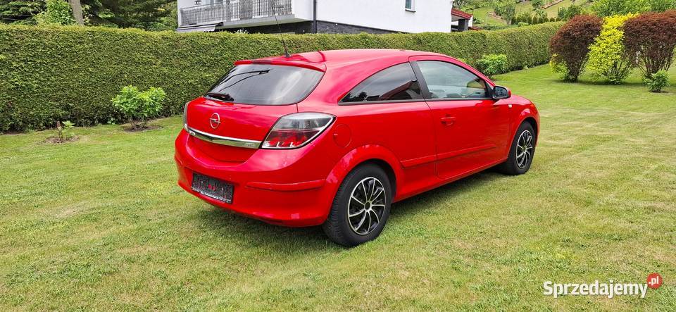 Opel Astra H GTC 16 Benzyna 115 Pierwszy radio