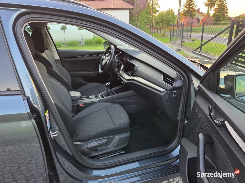 SKODA OCTAVIA IV AMBITION SalonPL 1WŁ 2021 XII manualna Sieradz