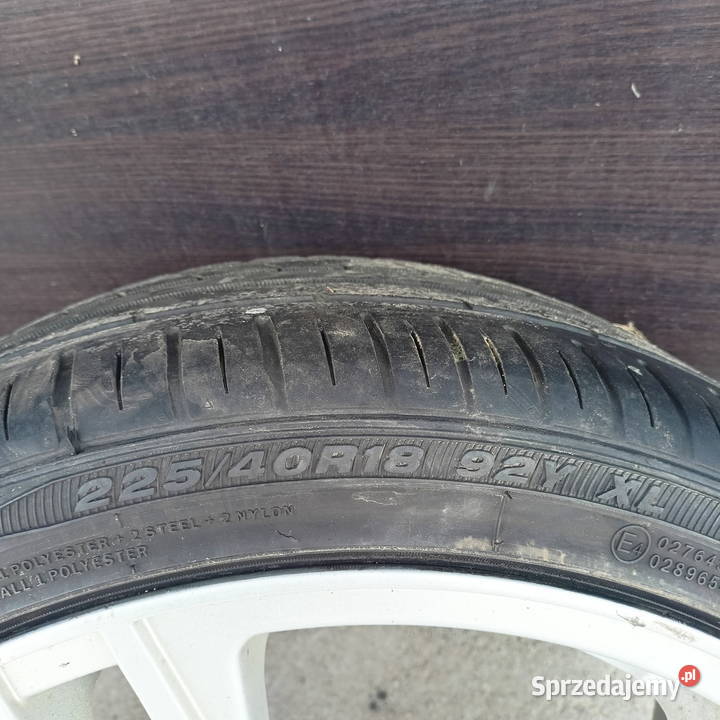 Felgi z oponami audi vw superb R18