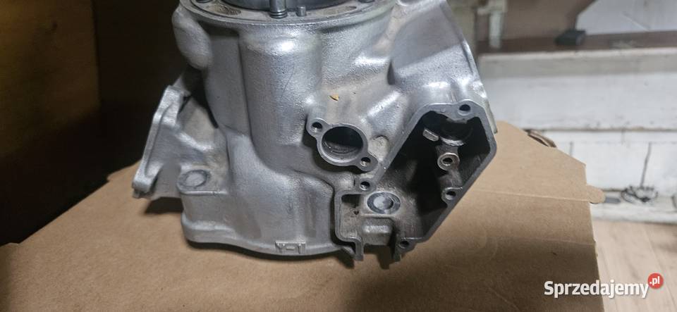 Cylinder yamaha yz 250 2000r 5vm00 sel A sprzedam