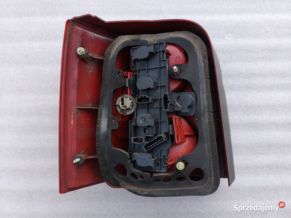 Lampa Prawy Tył Tylna Prawa VW Passat B5 Lift Wyszków