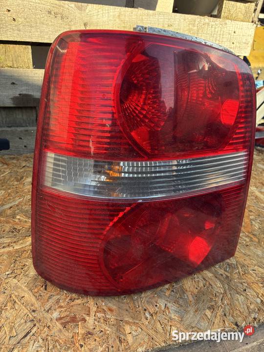 Lampa Lewa Tył Vw Touran lubelskie Wisznice sprzedam