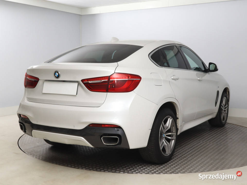BMW X6 xDrive30d łopatki zmiany biegów