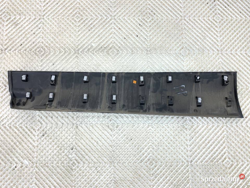 LISTWA DRZWI PRAWY PRZÓD FORD KUGA II SUV osobowe sprzedam