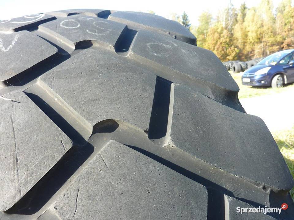 2xOpona używana 55570R25 5557025 MICHELIN 400 Zaścianki