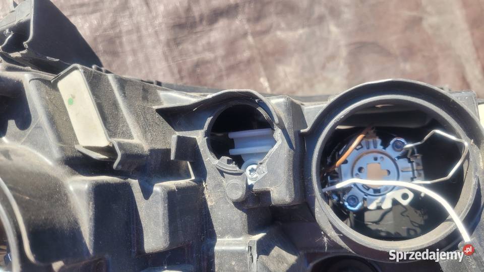 DACIA DUSTER 2 II REFLEKTOR LAMPA LEWA LEWY Lampy przednie Ruda Śląska