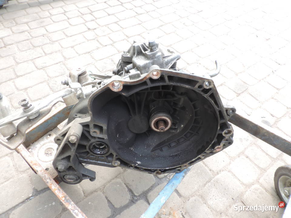 Opel Corsa C 10 b skrzynia biegów osobowe