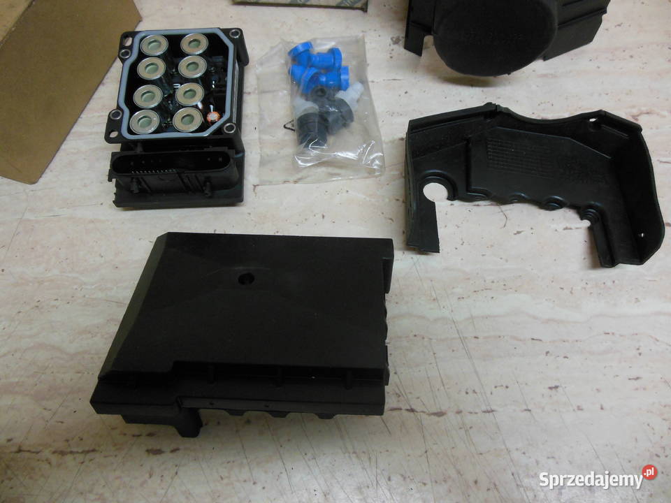 Fiat Panda 0312 NOWY oryginalny zestaw naprawczy osobowe Kozy