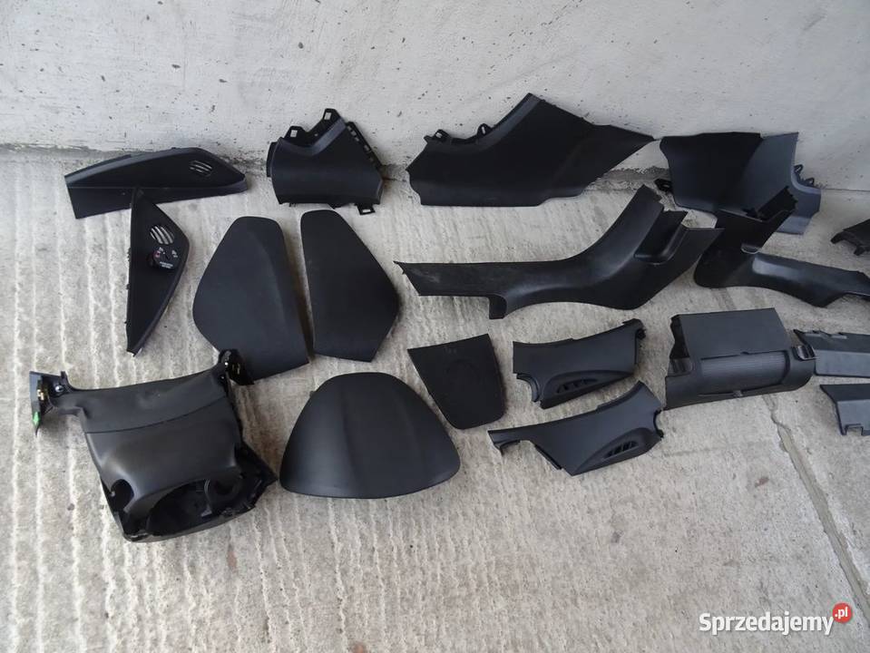 Schowek pod fotel Opel Zafira C Parcice