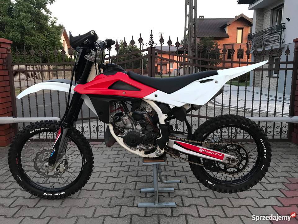 Husqvarna cr 125 r2011 remoncie Opatów sprzedam