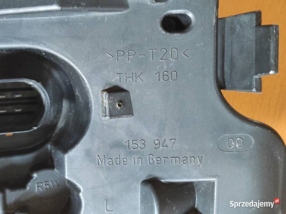 wkład lewy tył do lampy tylnej audi A4 B6 osobowe Pozostałe Kielce