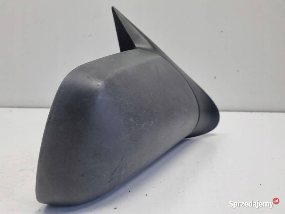 PRAWE LUSTERKO Opel Vectra A 8895r PASAŻERA 5 osobowe Chełm sprzedam