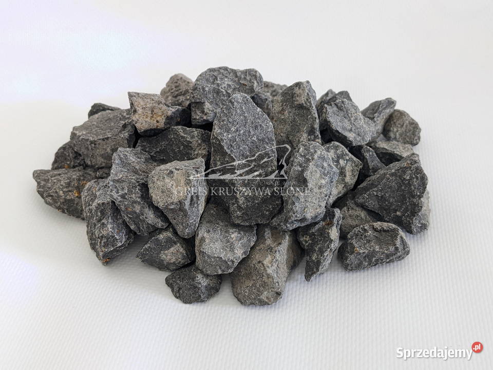 Grys bazaltowy bazalt 1622mm kamień ozdobny sprzedam