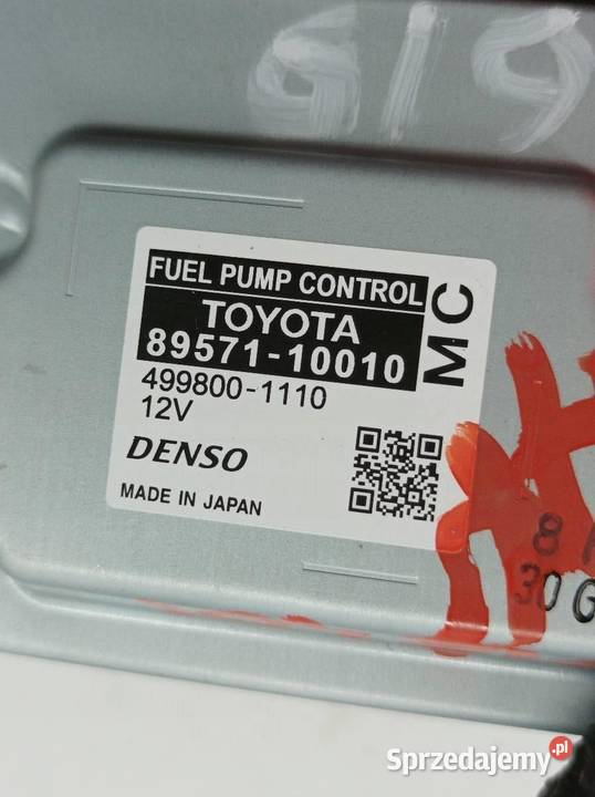 MODUŁ POMPY PALIWA 8957110010 Toyota Yaris IV