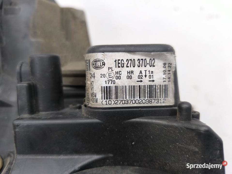 LAMPA PRAWY PRZÓD EUROPA OPEL ASTRA H 24451033RH Motoryzacja