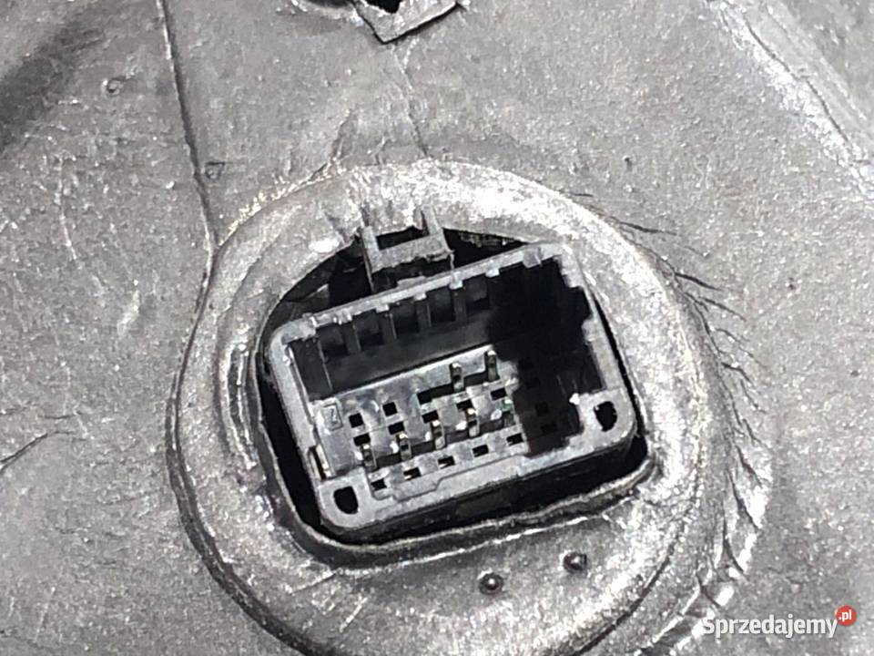 LUSTERKO PRAWY RENAULT MEGANE III Hatchback GRIS osobowe