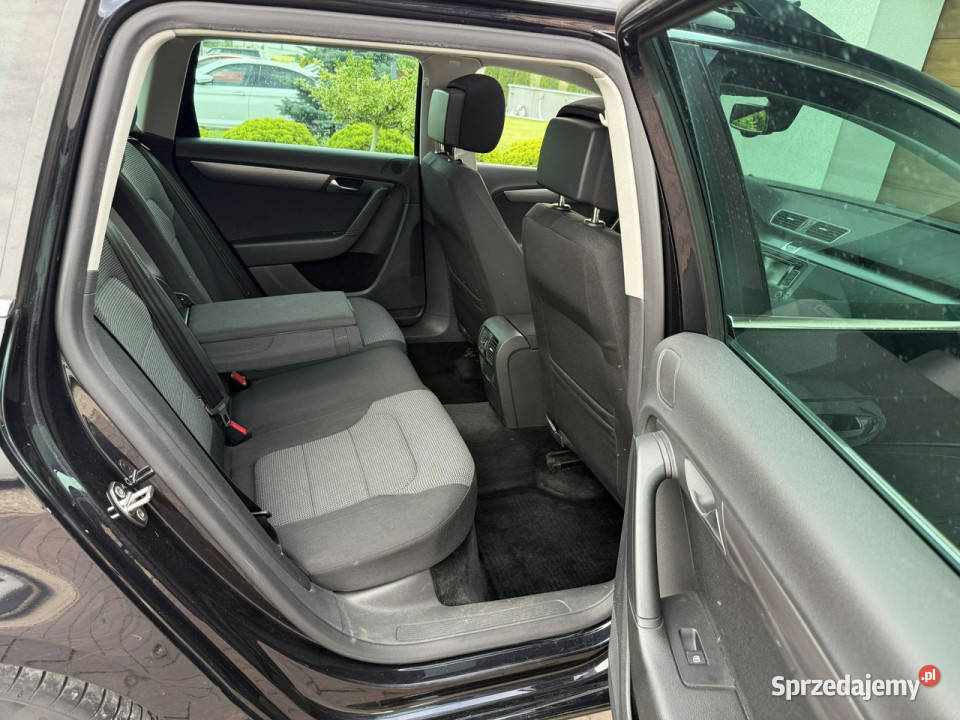 Volkswagen Passat 10r super panorama system elektryczne lusterka śląskie Konradów sprzedam