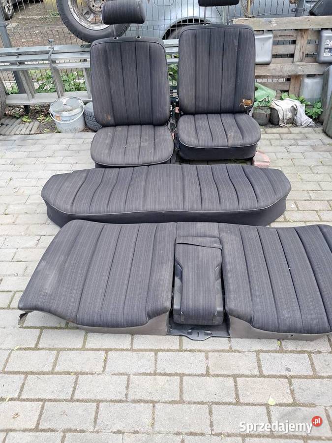 Fotele do mercedesa 124