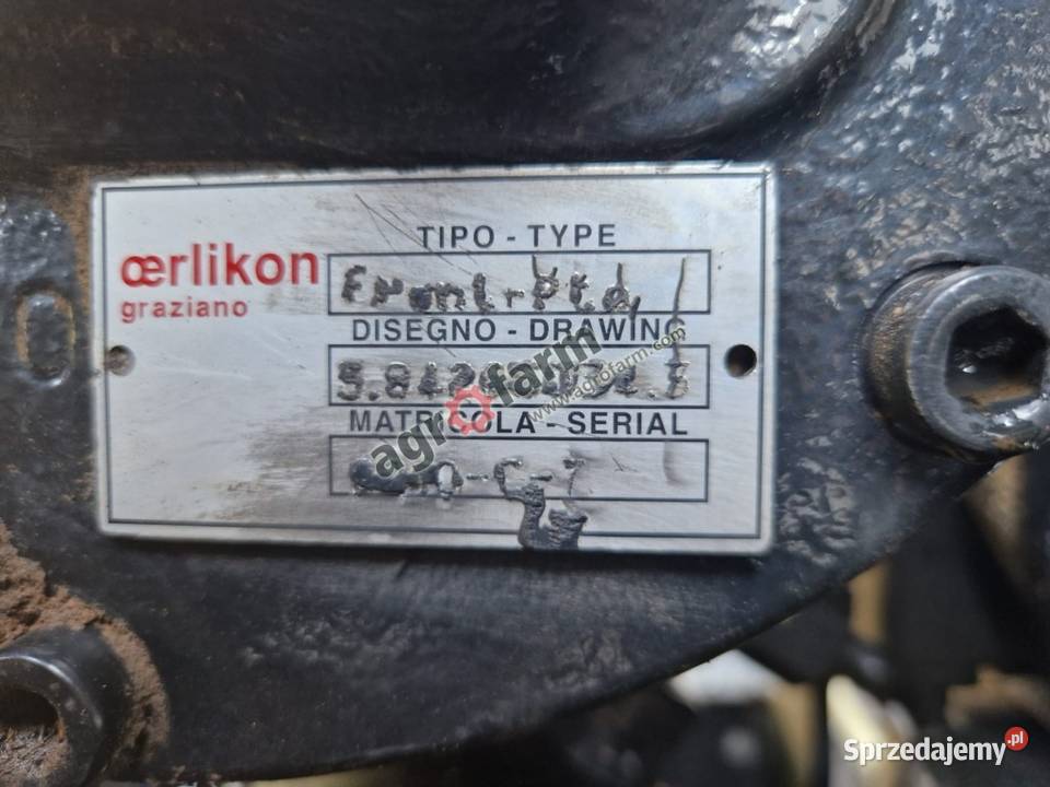 TUZ przedni podnośnik WOM Holland T6175 Części i osprzęt rolniczy dolnośląskie Byków