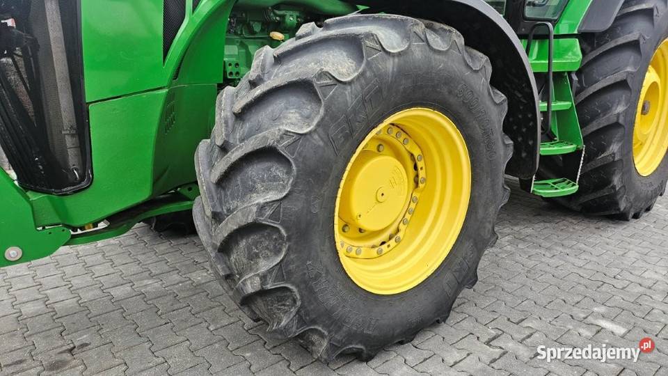 Ciągnik rolniczy John Deere 8335R Jatutów