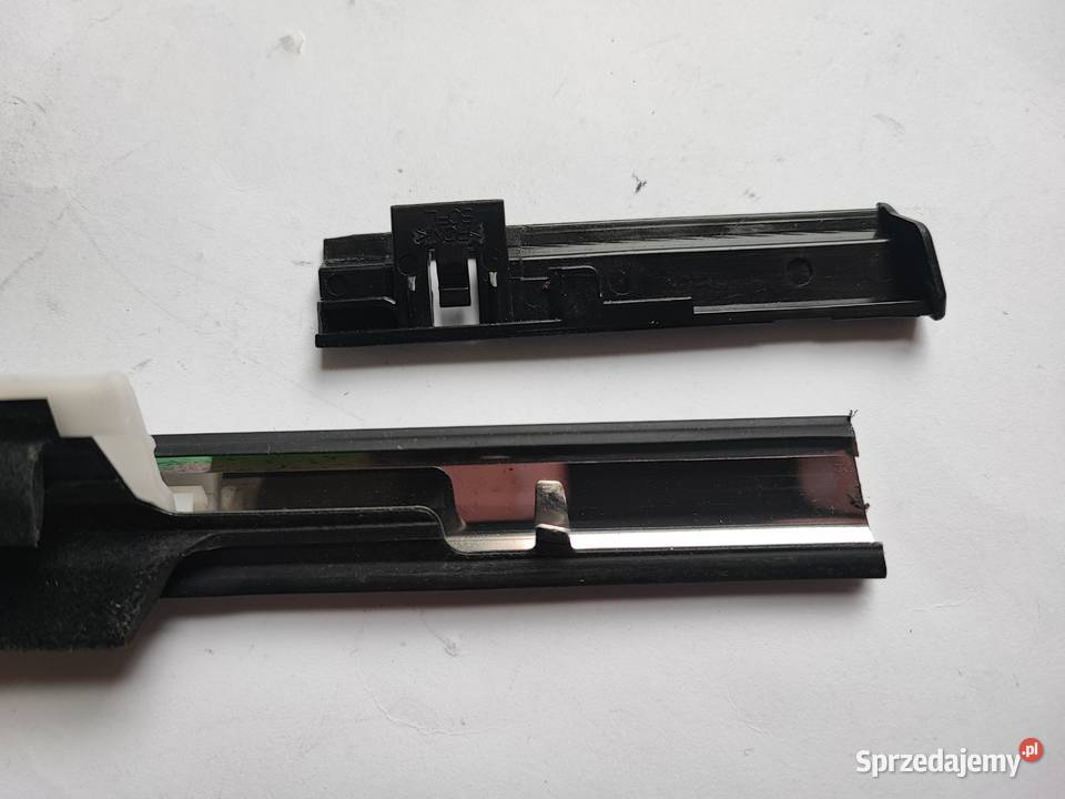 Spinka listwy szyby Lexus NX II 2023r spinki Lipno sprzedam