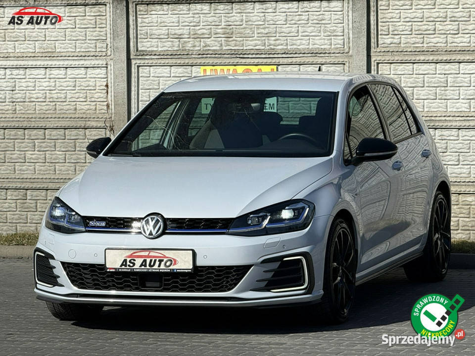 Volkswagen Golf 14 GTE PlugInHybrid DSG 204 Węgrów