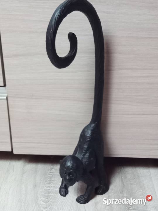 Figurka małki loftoli Świdnica