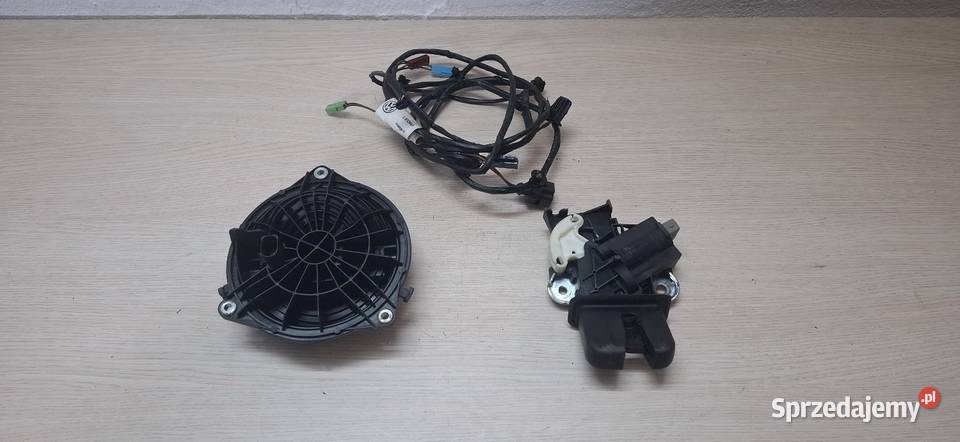 Uchwyt Klapy Tylnej VW PASSAT Sandomierz