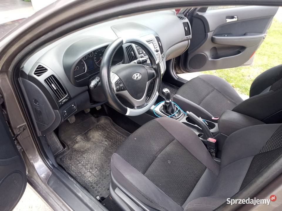 Sprzedam i30 fd kombi kupiony w polskim salonie świętokrzyskie Piekoszów