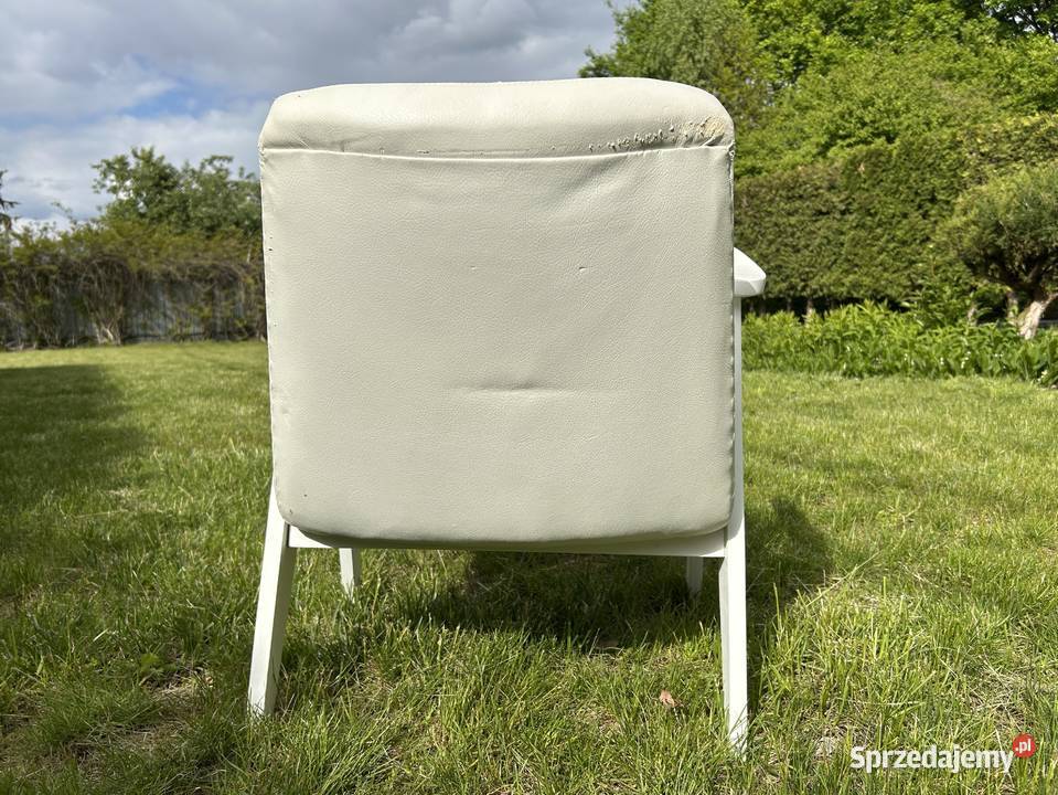 Fotel Chierowski 366 ikona lat 6070 PRL vintage Fotele Milanówek