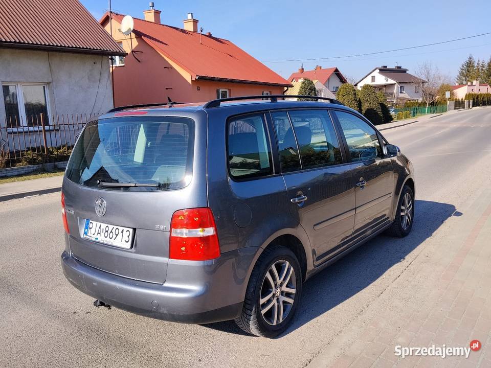 VW Touran 2005 16 benzyna Touran Jarosław