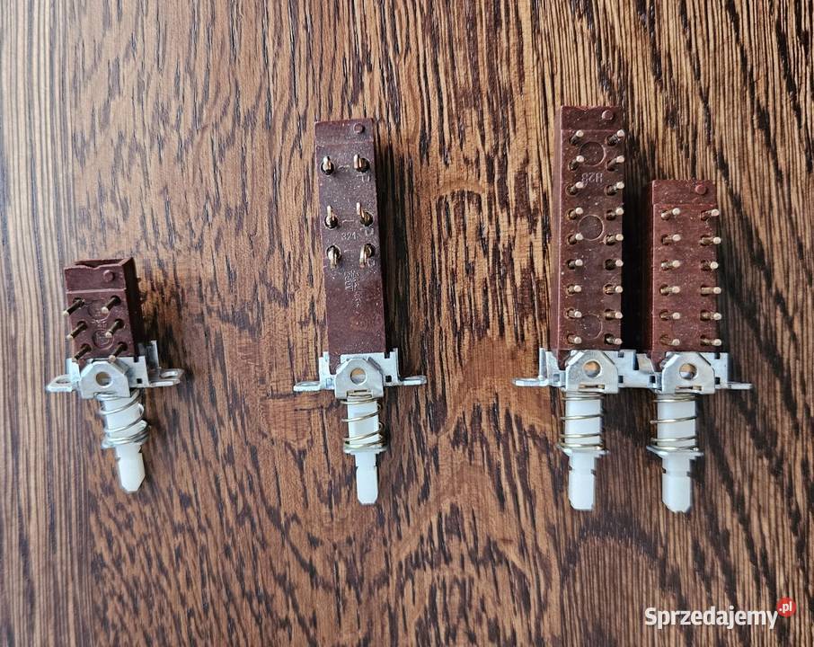 Przełączniki Isostat firmy Unitra nowe Gliwice