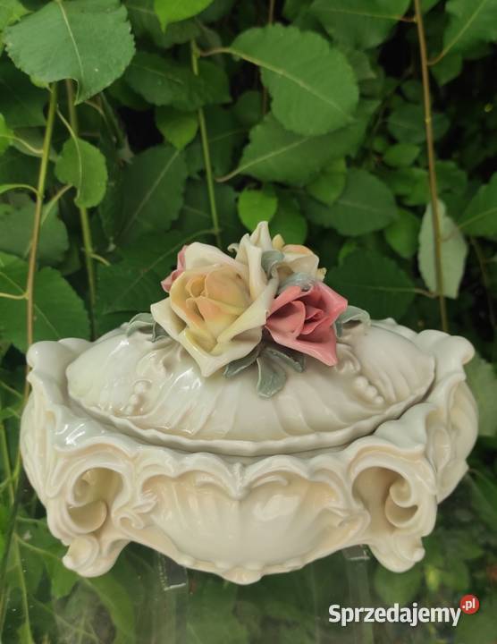 SZKATUŁA PORCELANOWA KARL ENS VOLKSTEDT RÓŻE Pabianice