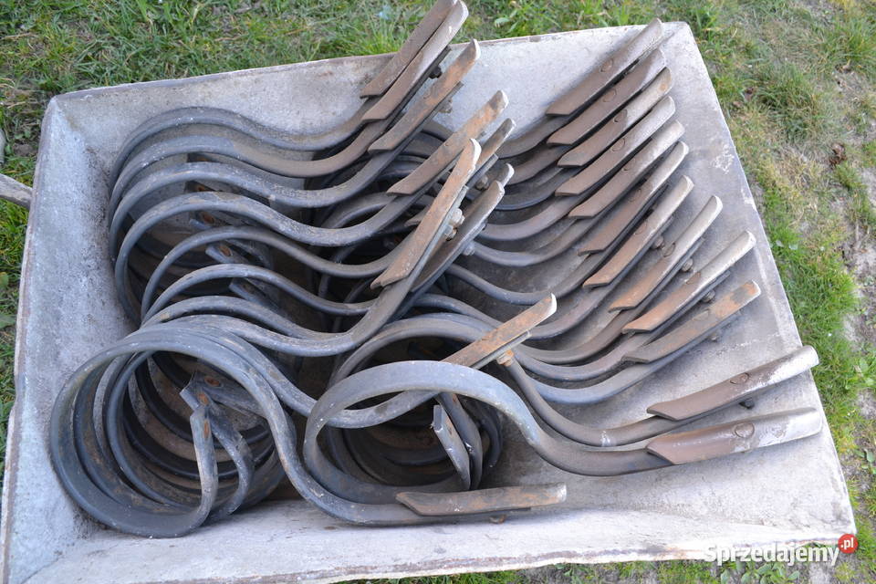 Ząb agregatu sprężynowy prosty 550mm 32x10 nieuszkodzony