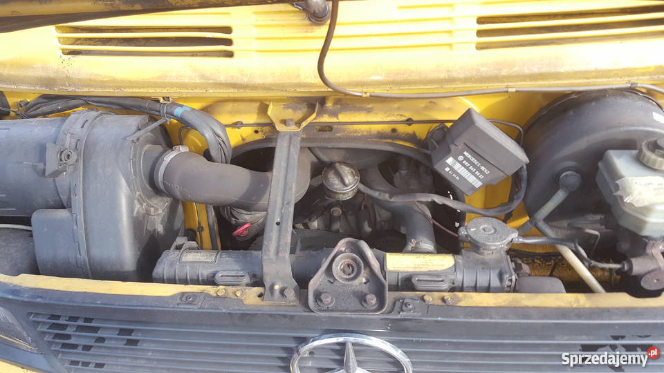 Mercedes 308D Kaczka Poczta Food Truck Kozów