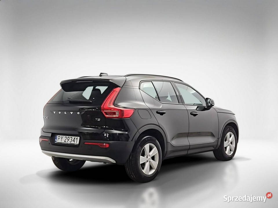 Volvo XC 40 T2 Essential aut Z Polskiego Salonu serwisowany w ASO mazowieckie Warszawa sprzedam