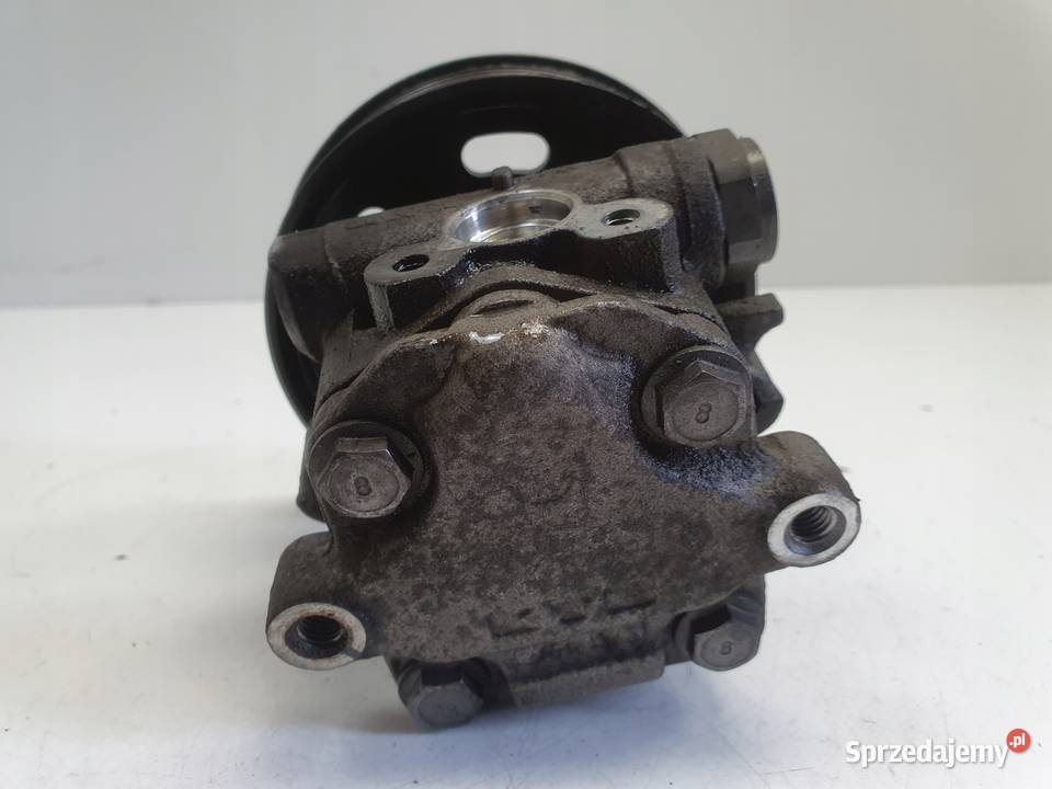 Audi A3 8L 18 T POMPA WSPOMAGANIA 1J0422154E Części samochodowe Janów