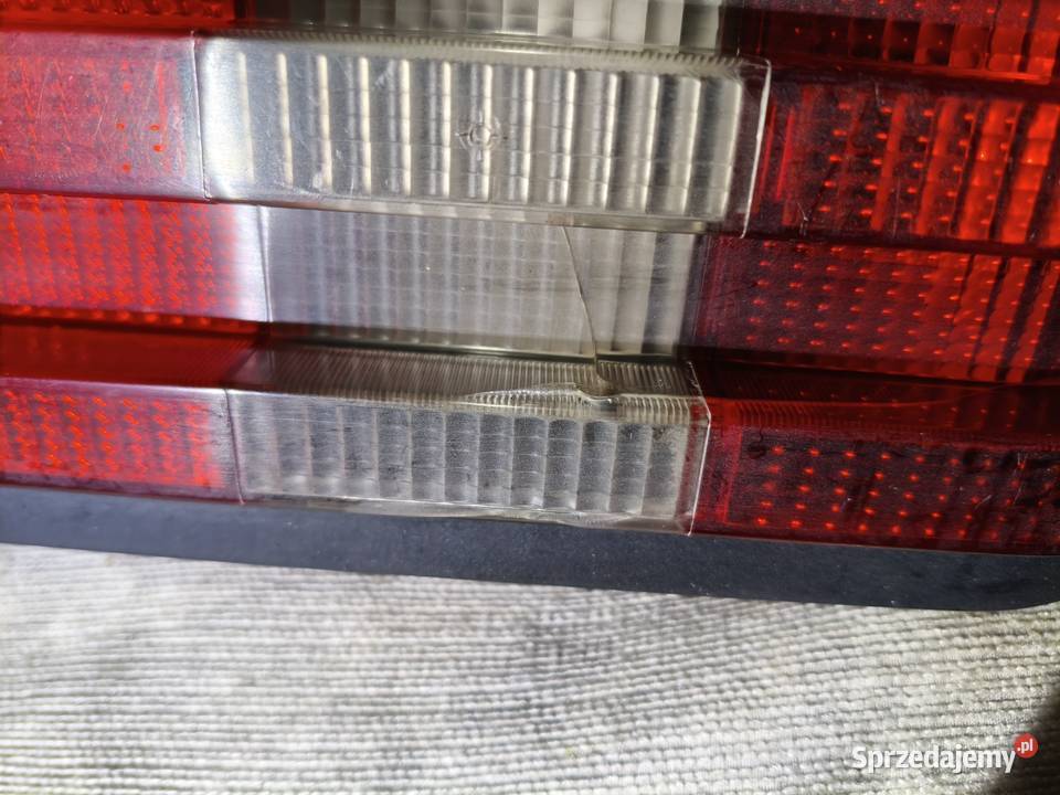 Mercedes 190 W201 lampa tylna lewa oryginał osobowe świętokrzyskie