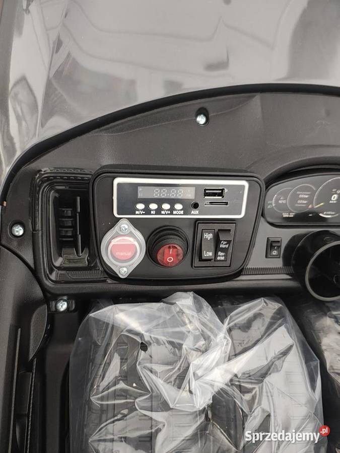 Samochód Porsche Cayenne na akumulator z pilotem Warszawa