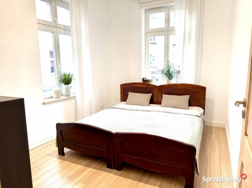 Nowy apartament koło katedry 3 pokoje wysoki Liczba pokoi 3 Śródka
