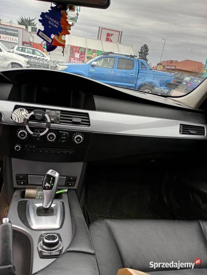SPRZEDAM BMW E61 30 D 2010 LIFT hak el podgrzewane fotele Rozkoszówka