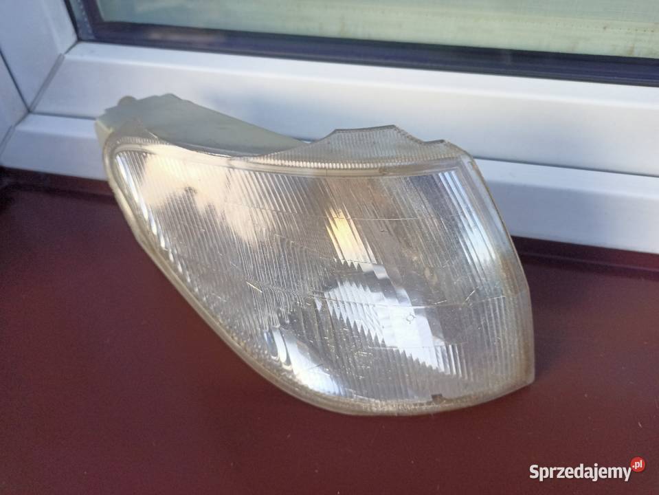 Peugeot 306 kierunkowskaz kierunek migacz prawy Sieradz