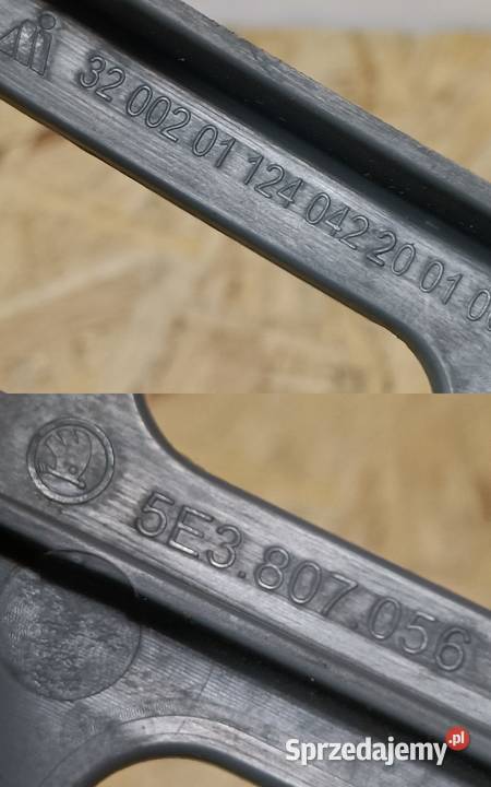 SKODA OCTAVIA 4 19 ŚLIZG MOCOWANIE ZDERZAKA Części montażowe Pleszew