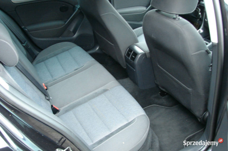 Volkswagen Golf Benzyna 12 90 stan techni Piła sprzedam