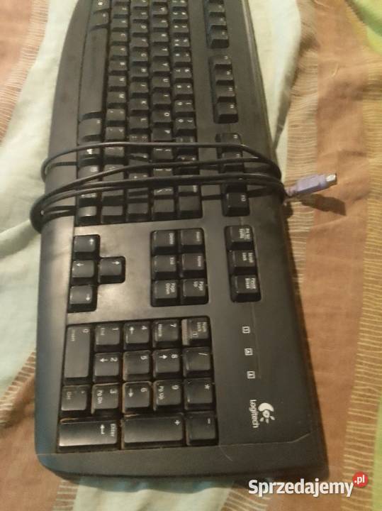 Sprzedam klawiaturę do komputera firmy Logitech czarny Klonownica Mała sprzedam