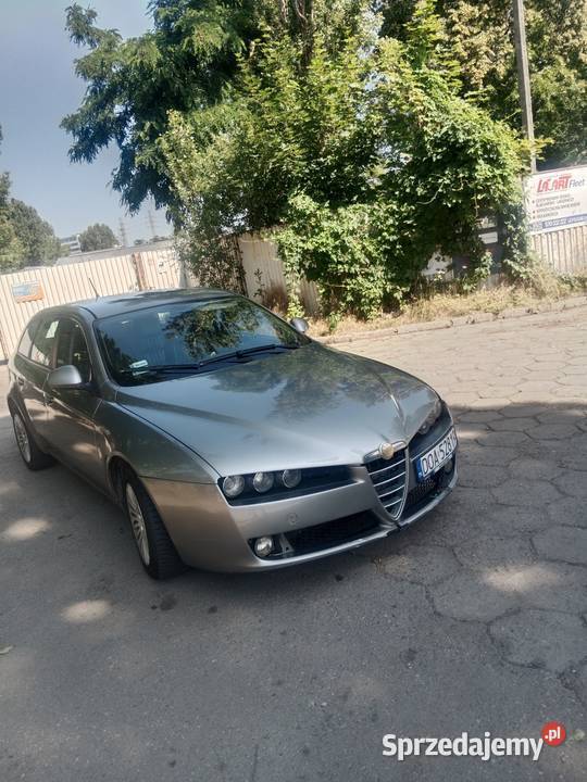 Sprzedam alfę 19jtdmklima sprawnaskóry nieuszkodzony Motoryzacja Wrocław