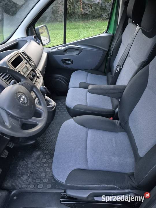 Opel VivaroB 16 diesel 120 2017r Stan wzorowy 120KM Swarzędz