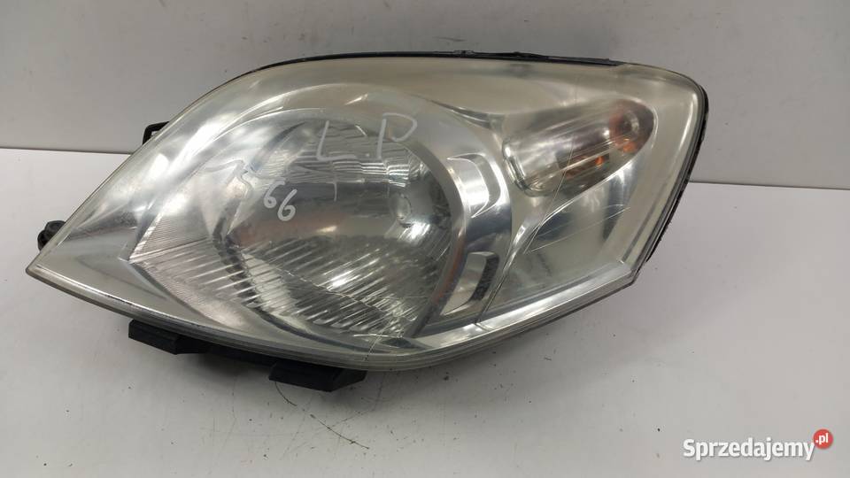 FIAT FIORINO 2010 LAMPA PRZÓD LEWA osobowe Zbierkowo sprzedam