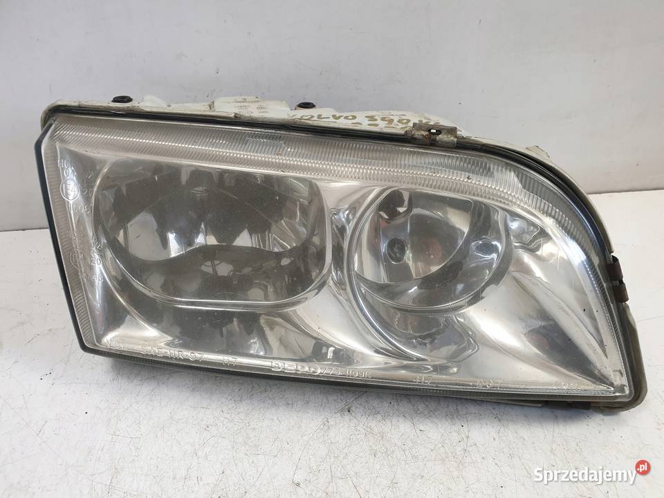Volvo S40 V40 LIFT PRZEDNIA LAMPA PRAWA europa osobowe Rudka
