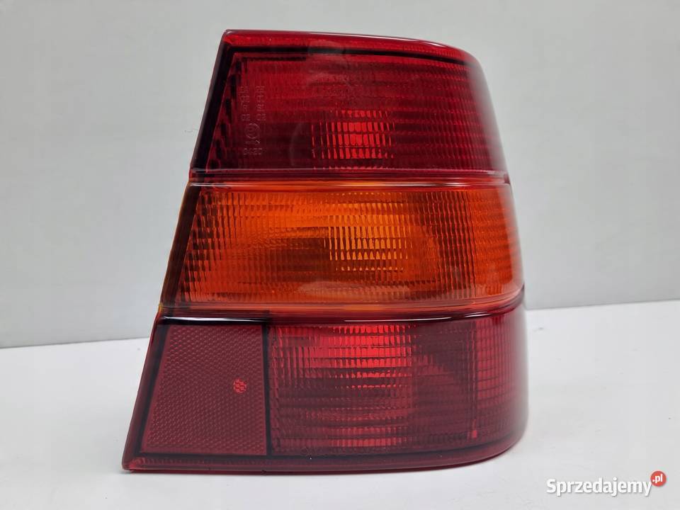 Volvo 940 960 9198r TYLNIA TYLNA LAMPA PRAWA lubelskie Janów
